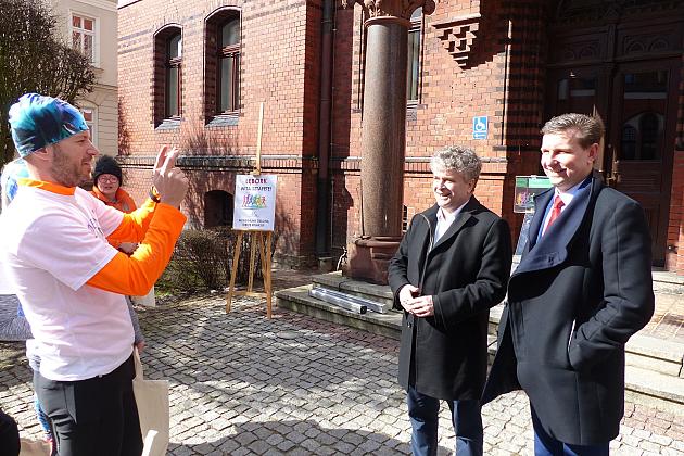 Sztafeta „Wybiegajmy Zieloną Strefę Relaksu” przebiegła przez Lębork