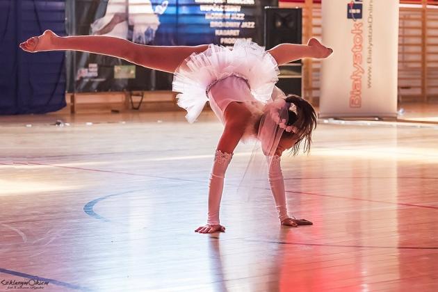 Tancerki z SP 8 wróciły z Białegostoku z medalami