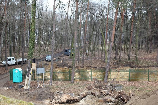 Dokopali się do fundamentów. Przebudowa Wieży Ciśnień