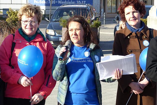 Niebieski Lębork. Podsumowanie kwietniowych Dni Autyzmu.