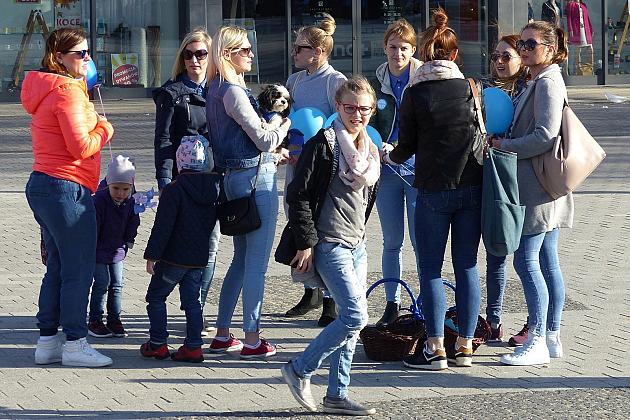 Niebieski Lębork. Podsumowanie kwietniowych Dni Autyzmu.