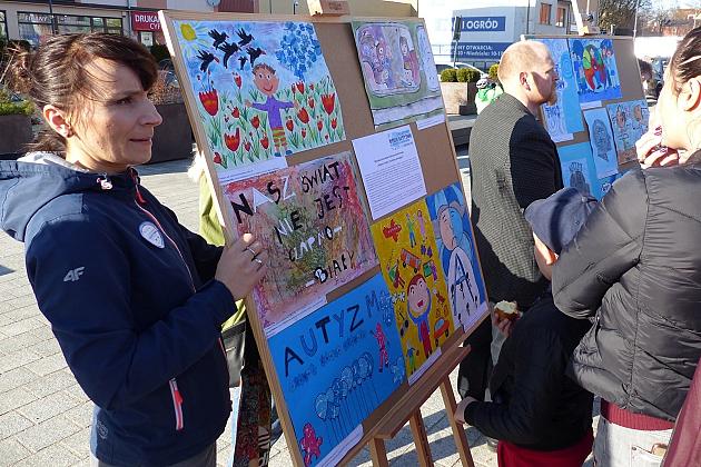 Niebieski Lębork. Podsumowanie kwietniowych Dni Autyzmu.