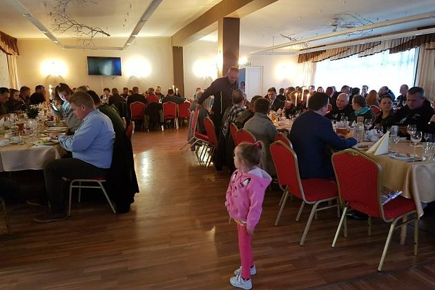 Zabytkowe motocykle rywalizowały na drogach naszego powiatu