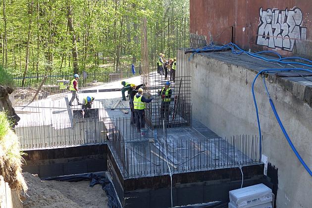 Przebudowa Wieży Ciśnień. Prace na poziomie parteru