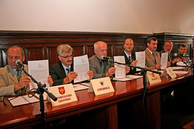 Osiem miast - w obronie funduszy unijnych