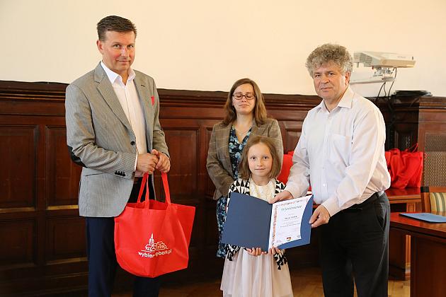 Konkursy plastyczne promujące zdrowy styl życia