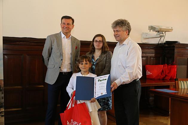 Konkursy plastyczne promujące zdrowy styl życia