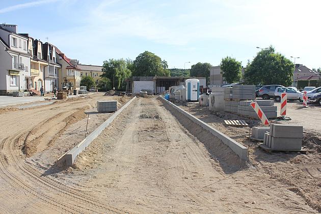 Parking w budowie. Czas na roboty brukarskie