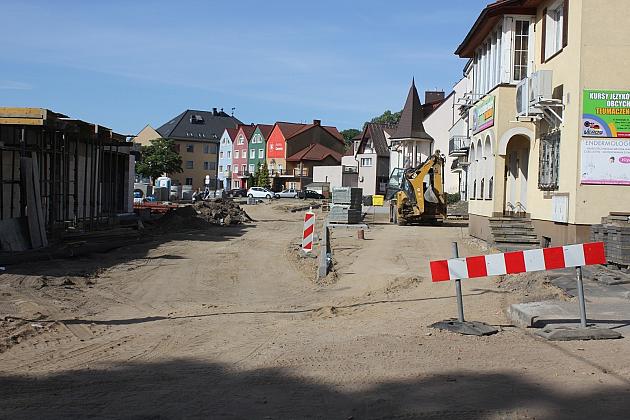 Parking w budowie. Czas na roboty brukarskie