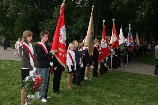 Zapłonęły znicze dla tych, którzy nie wrócili z zesłania