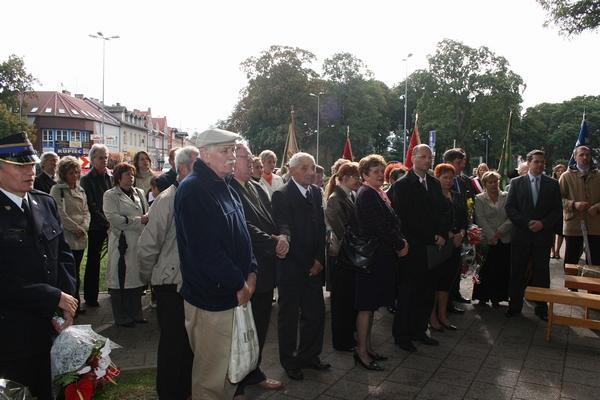 Zapłonęły znicze dla tych, którzy nie wrócili z zesłania