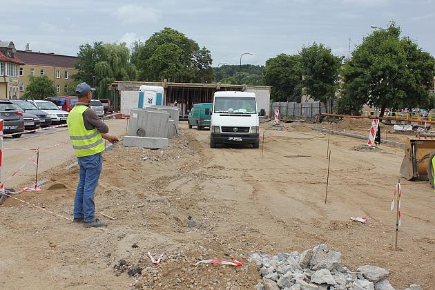 Zamknięte skrzyżowanie Al. Niepodległości z Targową