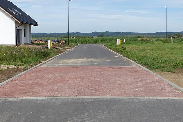 Mazowiecka z kanalizacją deszczową i nowym asfaltem