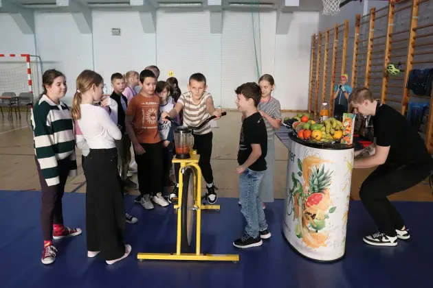 Edukacja przez zabawę – wyjątkowy piknik rowerowy dla czwartoklasistów