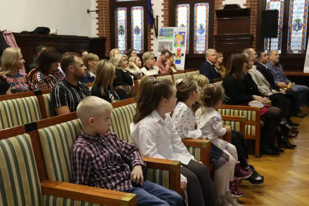 Konferencja „Dzieciństwo bez Przemocy” - eksperci o roli szkół w ochronie najmłodszych