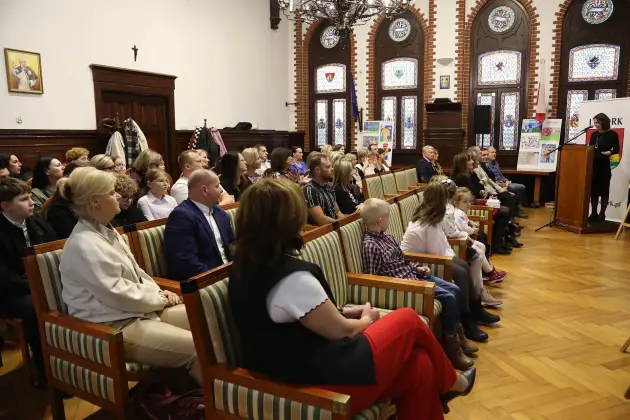 Konferencja „Dzieciństwo bez Przemocy” - eksperci o roli szkół w ochronie najmłodszych