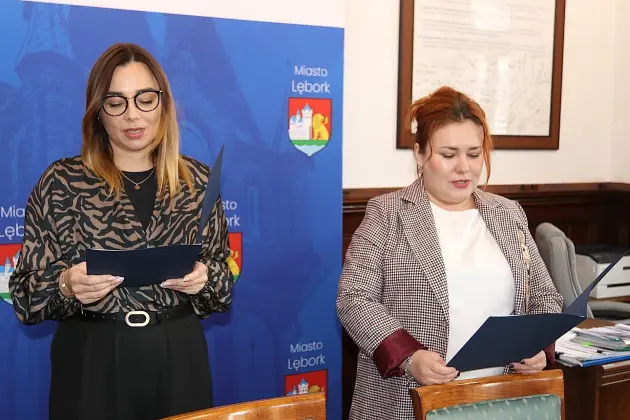 Nauczyciele z SP7 i SP8 z awansami zawodowymi