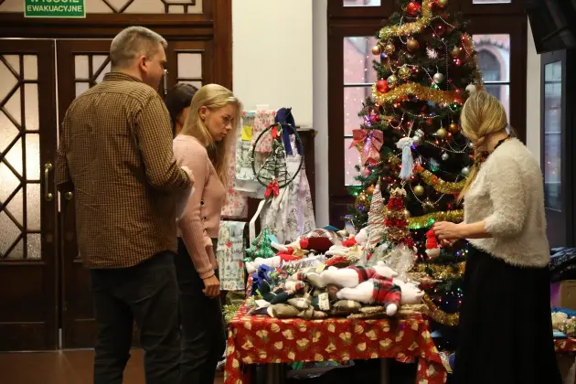 Warsztaty Terapii Zajęciowej w Lęborku zapraszają dziś do Urzędu Miejskiego na świąteczny kiermasz!