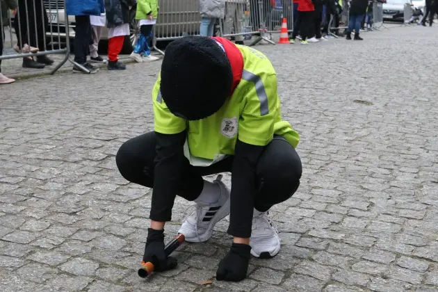 Uczennice z SP7 i uczniowie z Nowej Wsi Lęborskiej najszybsi w 33. Biegach Mikołajkowych w Lęborku