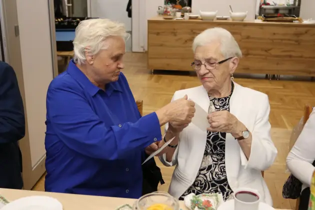 Wigilijne spotkanie z seniorami w Bazie