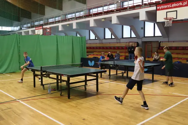Najlepsi przy stole – podsumowanie turniejów tenisa stołowego w ramach „Ferii na sportowo 2026”
