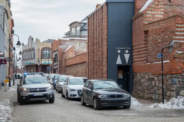 Pożar w publicznej toalecie – szybkie działania Straży Miejskiej