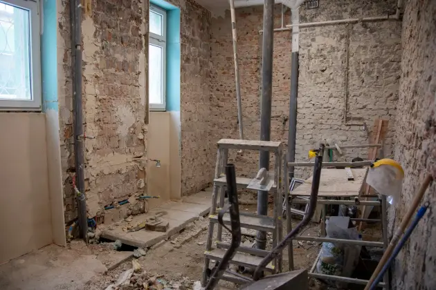 Toalety bez barier w lęborskich szkołach - SP1 już po remoncie, SP8 w trakcie prac