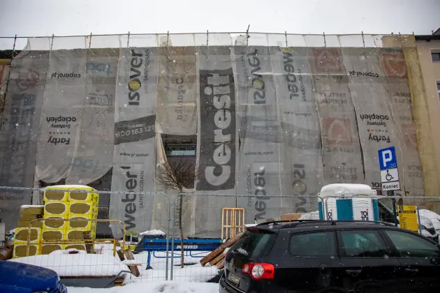 Budownictwo społeczne w Lęborku – powstaje 16 nowych mieszkań w ramach SIM