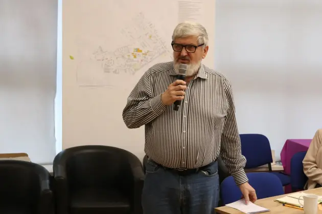 Z serdecznymi życzeniami z okazji Dnia Kobiet