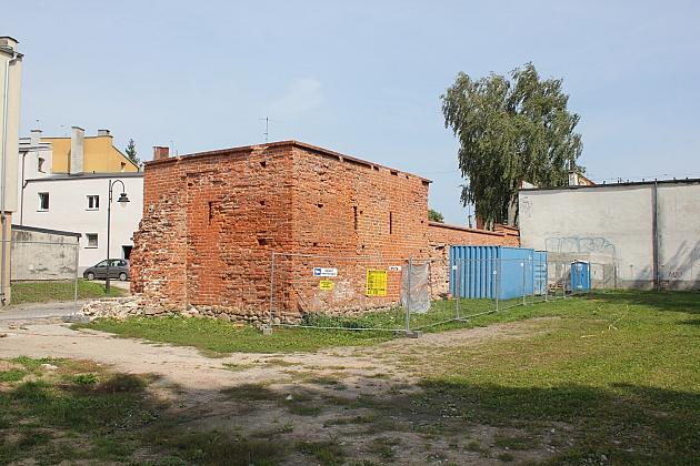 Konserwacja lęborskich obwarowań na ulicy Przymurnej