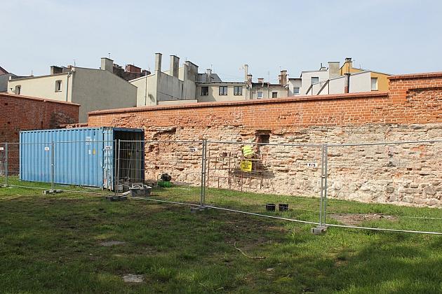 Konserwacja lęborskich obwarowań na ulicy Przymurnej