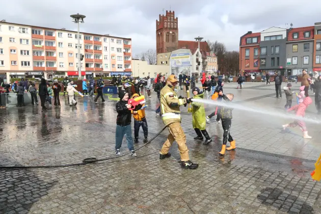Miejski śmigus - dyngus – po raz pierwszy wspólne lanie wody