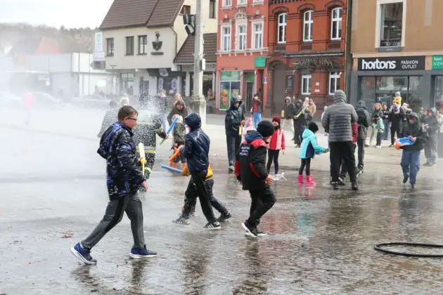 Miejski śmigus - dyngus – po raz pierwszy wspólne lanie wody