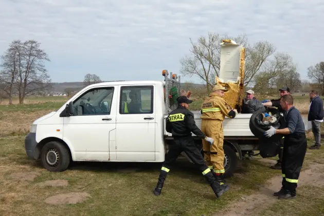 Ponad tona śmieci zniknęła z Łeby i Okalicy – wspólna akcja przynosi efekty