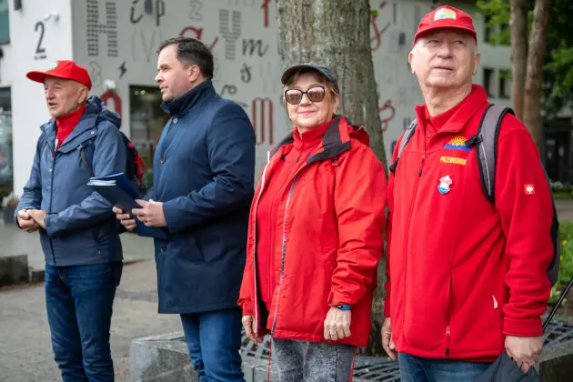 Lębork świętował jubileusz PTTK. Spacer historyczny i uhonorowanie zasłużonych przewodników