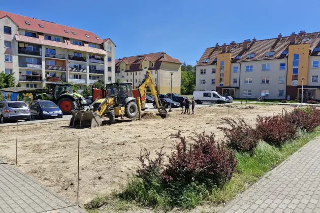 Powstaje nowy zielony skwer przy ul. Czecha. Układ alejek i nasadzeń wyznaczą mieszkańcy