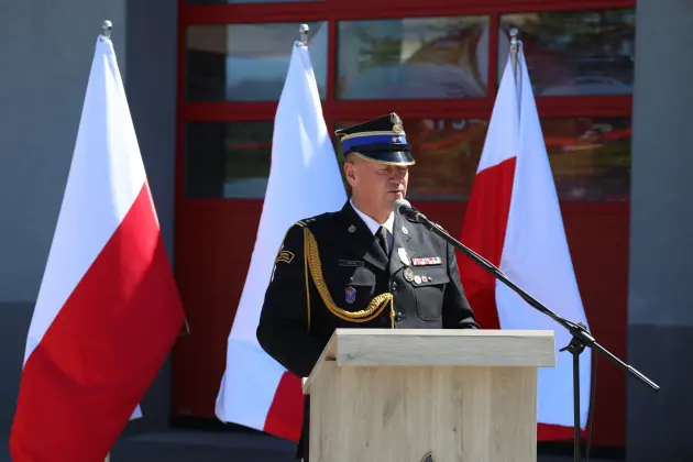 Strażackie święto w Lęborku. Awanse, odznaczenia i nowe pojazdy dla służb