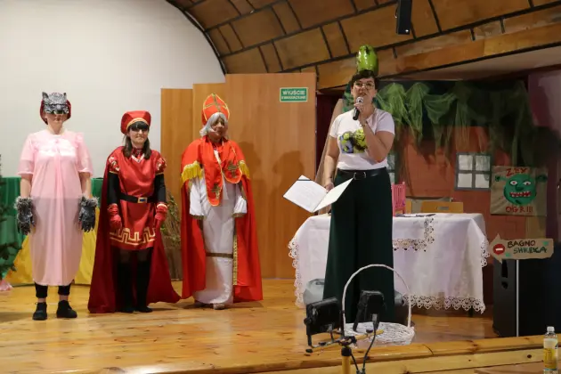 „Shrek” na scenie - rodzice i nauczyciele wystąpili dla przedszkolaków