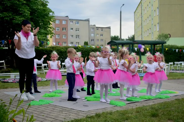 Kolorowo, rytmicznie i z uśmiechem – święto tańca w Przedszkolu nr 9