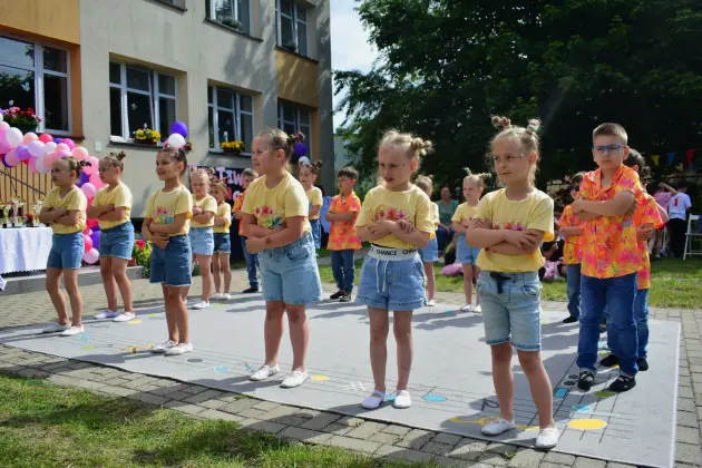 Kolorowo, rytmicznie i z uśmiechem – święto tańca w Przedszkolu nr 9