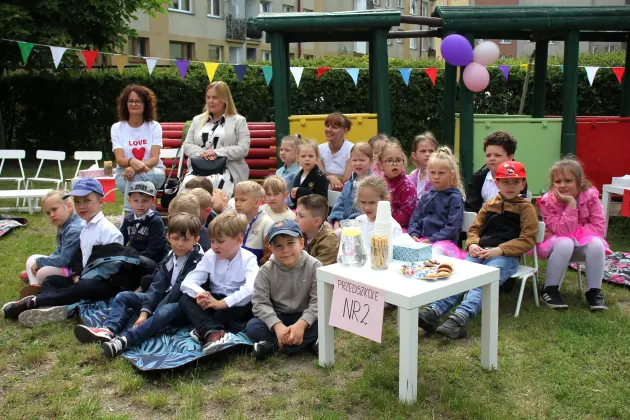Kolorowo, rytmicznie i z uśmiechem – święto tańca w Przedszkolu nr 9