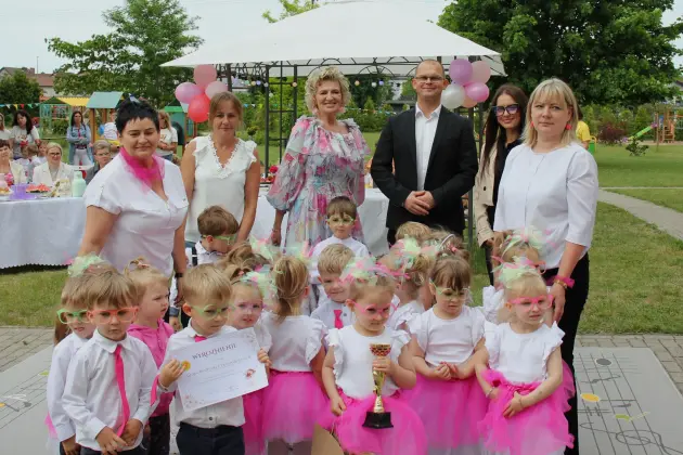 Kolorowo, rytmicznie i z uśmiechem – święto tańca w Przedszkolu nr 9