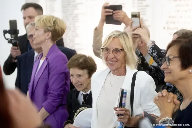 Obrazy lęborskich artystek w Sejmie RP