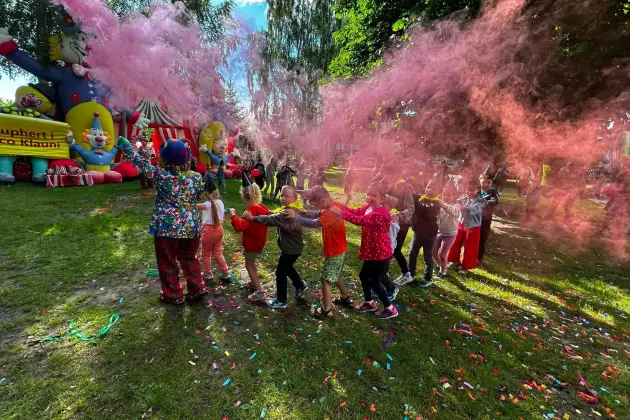 Kolorowo, radośnie i rodzinnie – wyjątkowy piknik w Przedszkolu nr 5