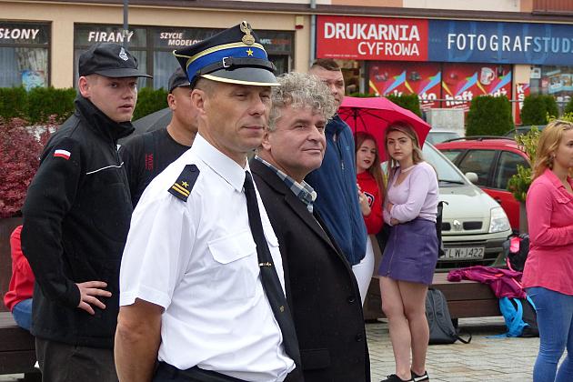 Strażacy ochotnicy walczą o defibrylator. Akcja AED MAX