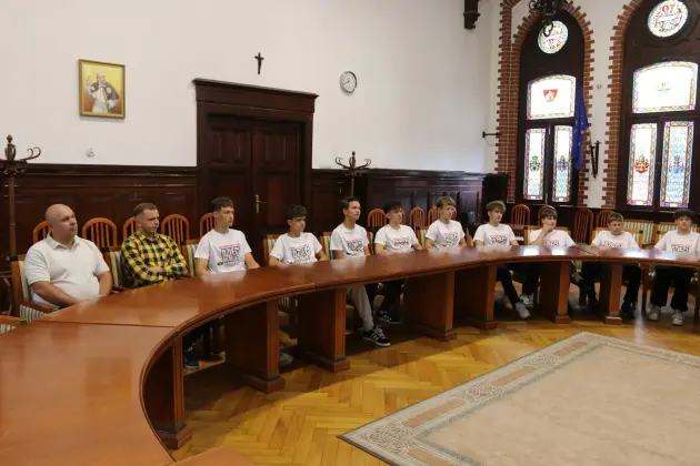 Mistrzowie Polski z SP1 uhonorowani w ratuszu. „Lębork jest z was dumny”