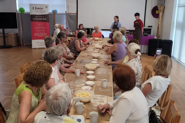 Jak czekolada wspiera zdrowie? Lęborscy seniorzy poznali jej sekret