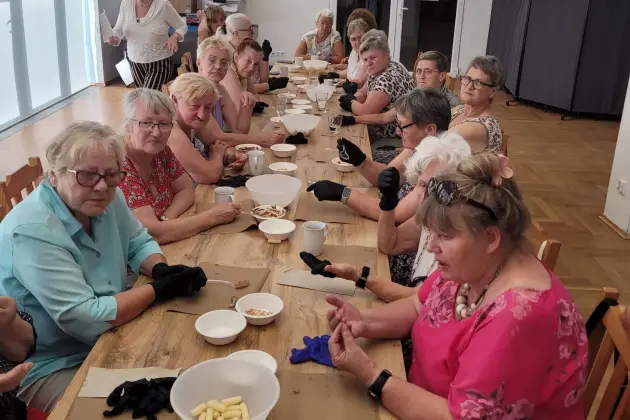 Jak czekolada wspiera zdrowie? Lęborscy seniorzy poznali jej sekret