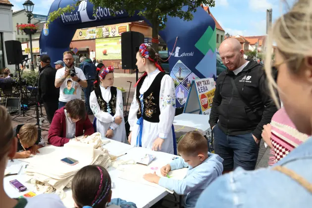 Turyści w Łebie poznali atrakcje Jarmarku św. Jakuba – Lębork promował swoje największe wydarzenie