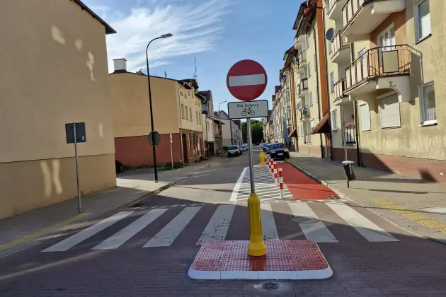 Ruch jednokierunkowy i parkowanie po obu stronach ul. rtm. Pileckiego